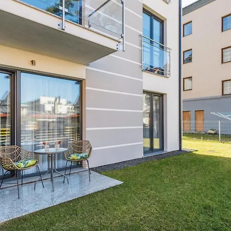Apartment With Parking 500 M From The Sea By Noclegi Renters Miedzywodzie Exterior photo