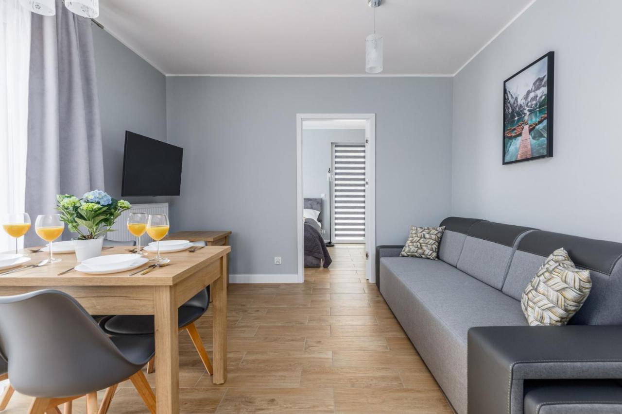 Apartment With Parking 500 M From The Sea By Renters *