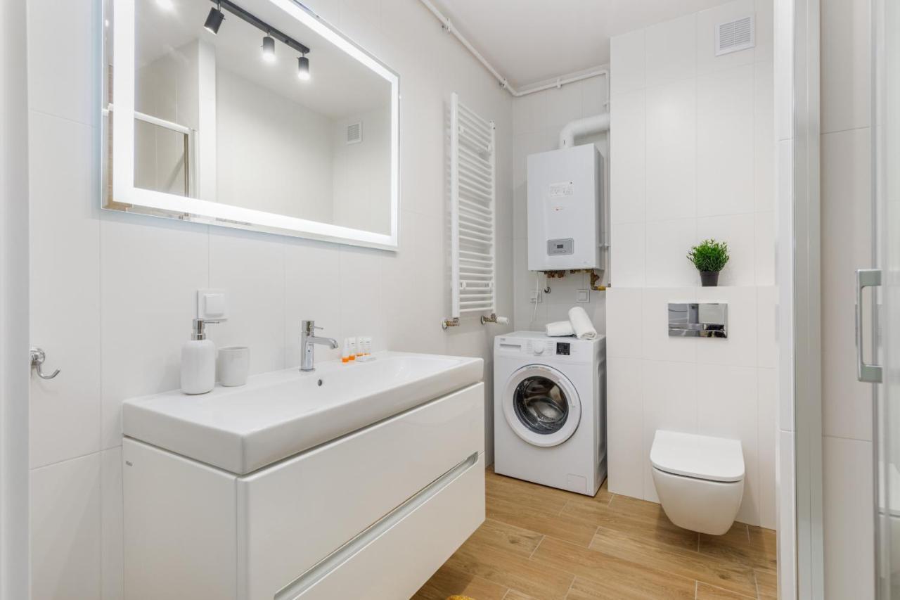 Apartment With Parking 500 M From The Sea By Renters *