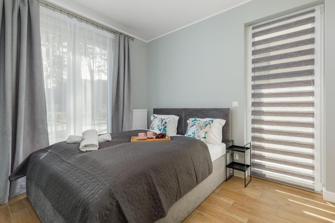 With Parking 500 M From The Sea By Renters Apartment