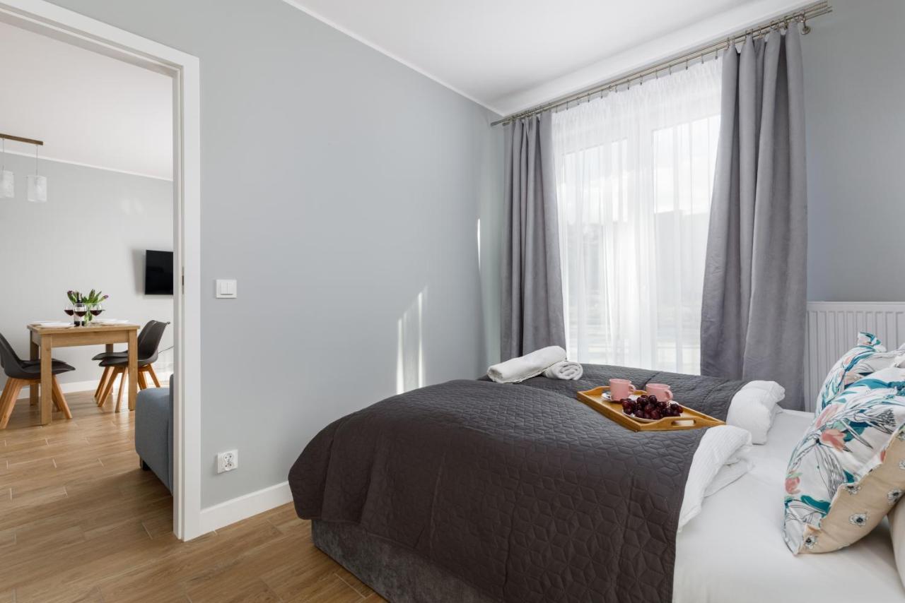 With Parking 500 M From The Sea By Renters Apartment *