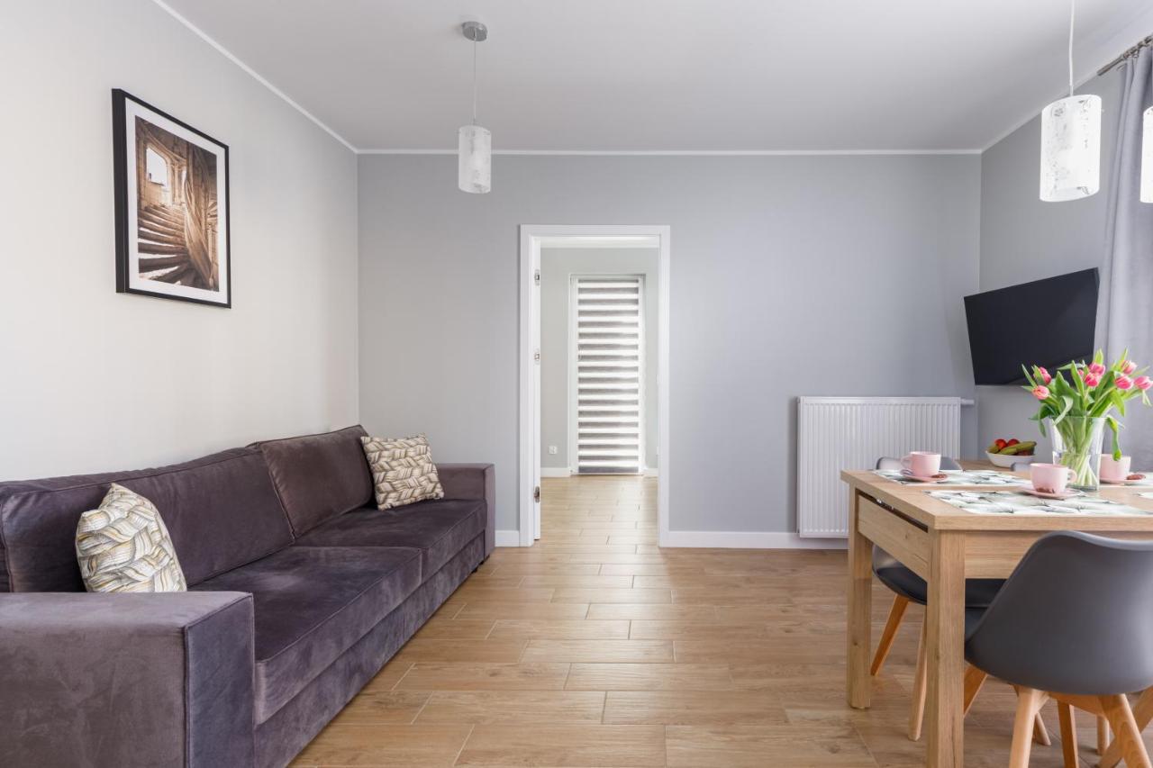 Apartment With Parking 500 M From The Sea By Renters