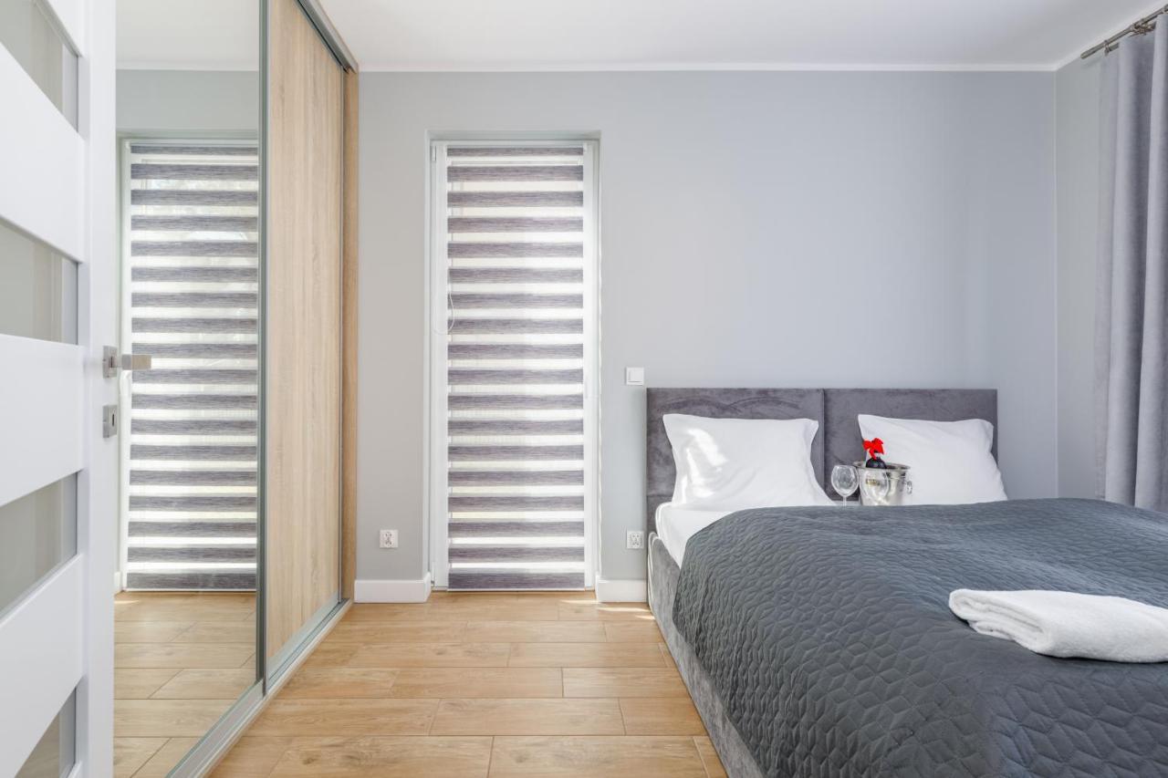 With Parking 500 M From The Sea By Renters
